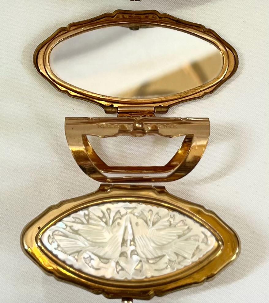 Vintage Lipstick Ring Holder w/Flip-Up Mirror - Eclipse Oval