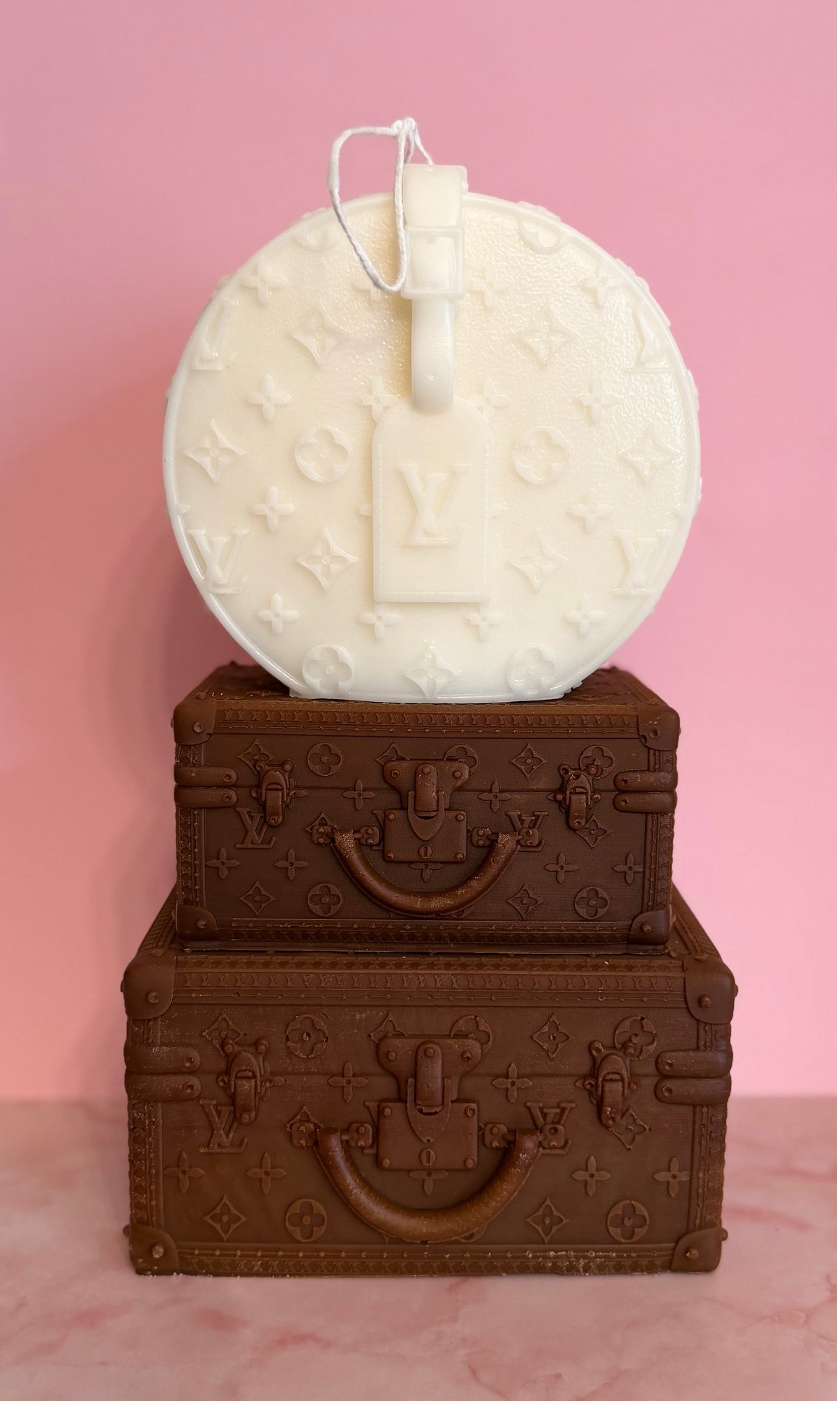 DESIGNER HANDBAG CANDLE | LV CHAPEAU