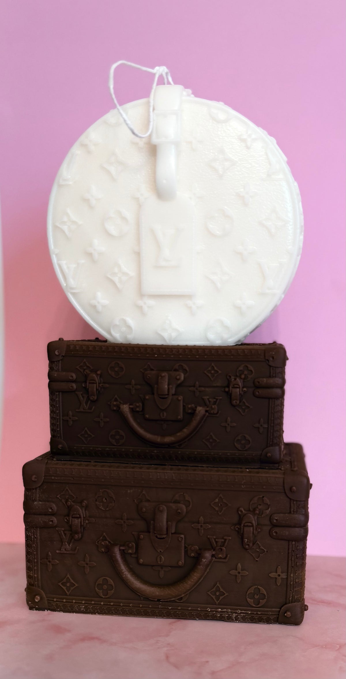 DESIGNER HANDBAG CANDLE | LV CHAPEAU