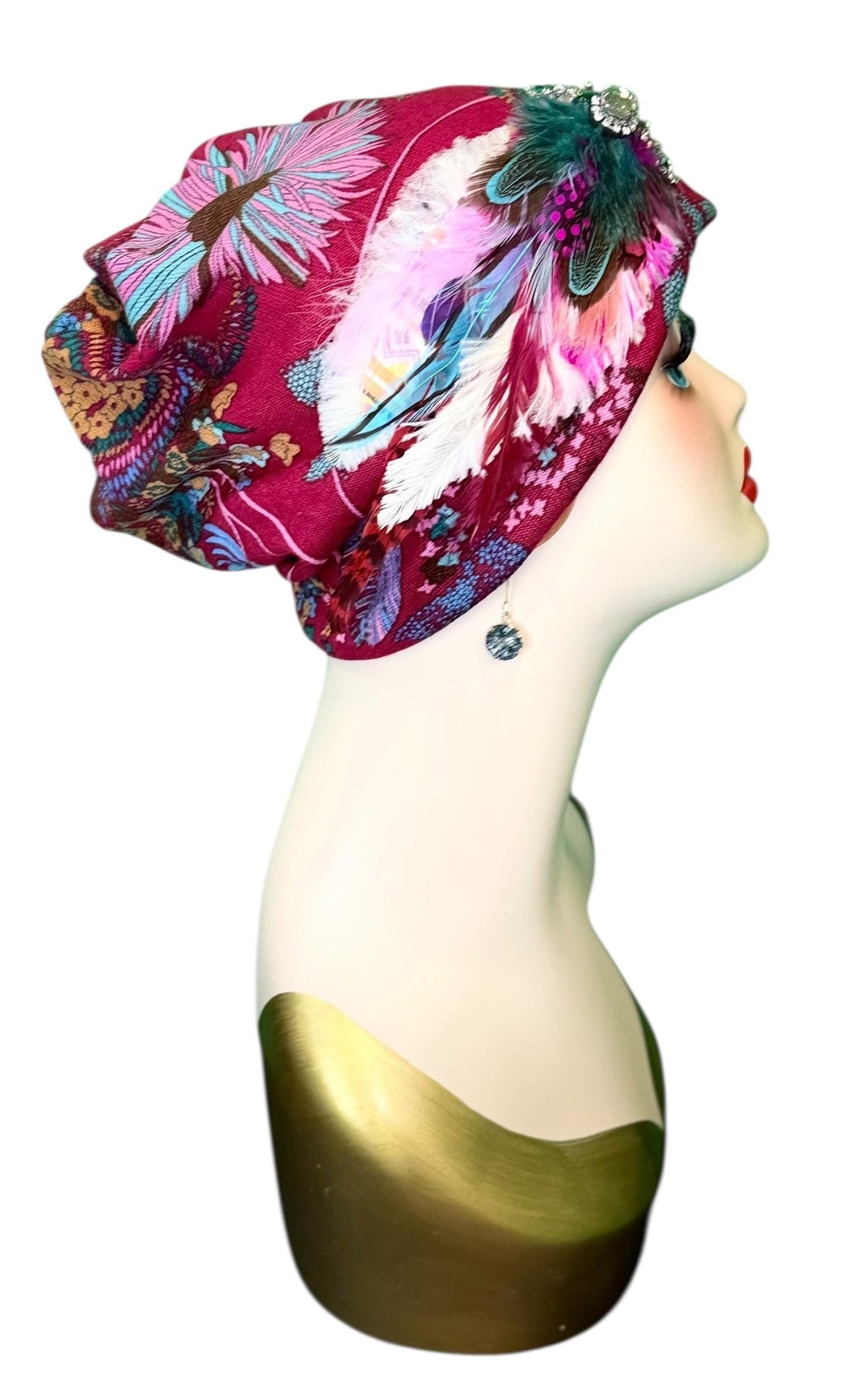 Elegant Roaring 20’s Vibe Feathered Jeweled Hat - Winter Flapper Beanie - Fashionable Skiing Hat