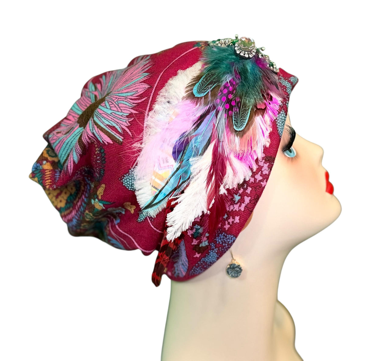 Elegant Roaring 20’s Vibe Feathered Jeweled Hat - Winter Flapper Beanie - Fashionable Skiing Hat