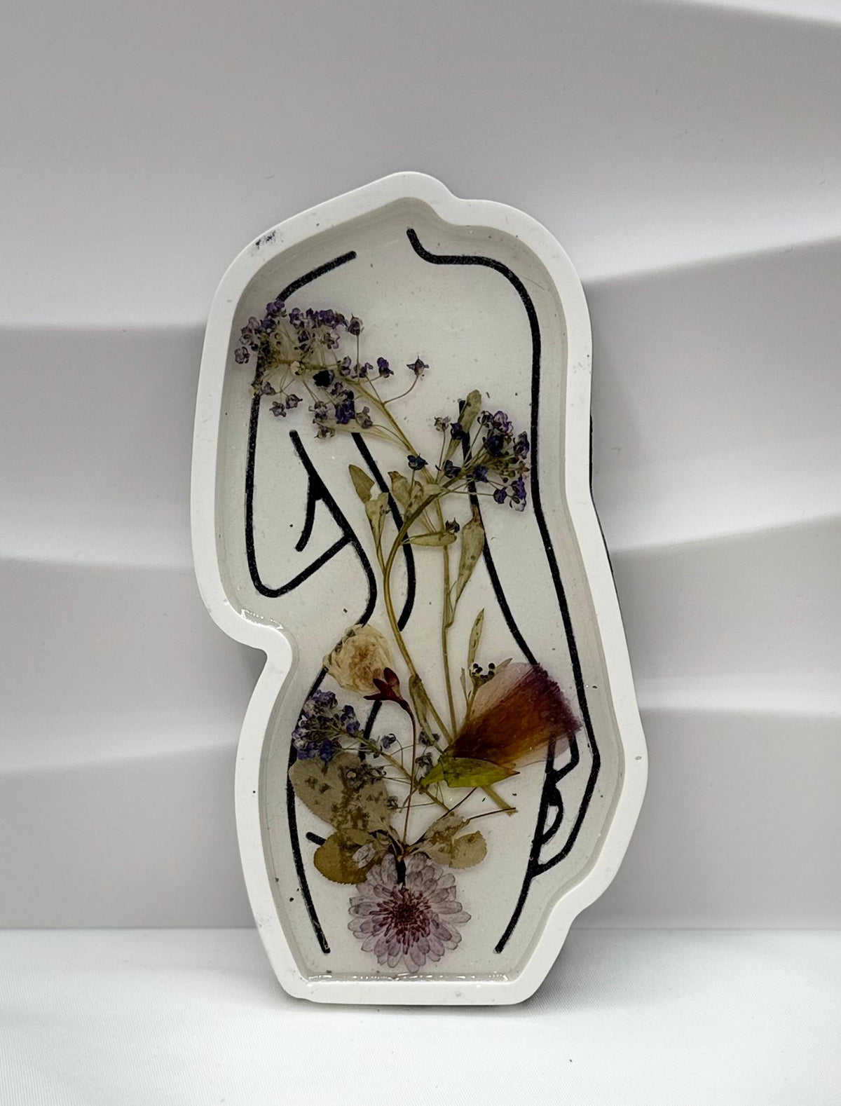 Jesmonite Vanity Tray - Ladies Figure, Dried Floral Display