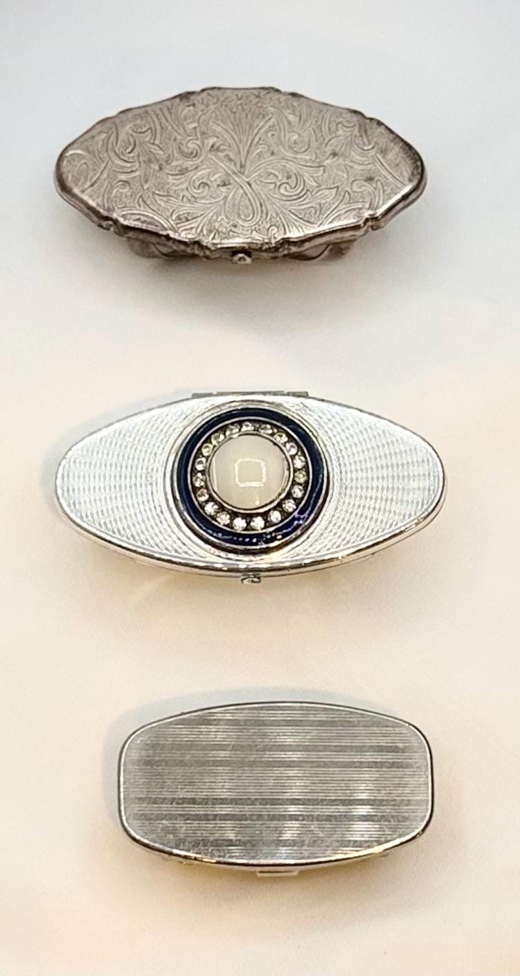 Vintage Silver Tone Statement Lipstick Ring Holder with Flip-up Mirror