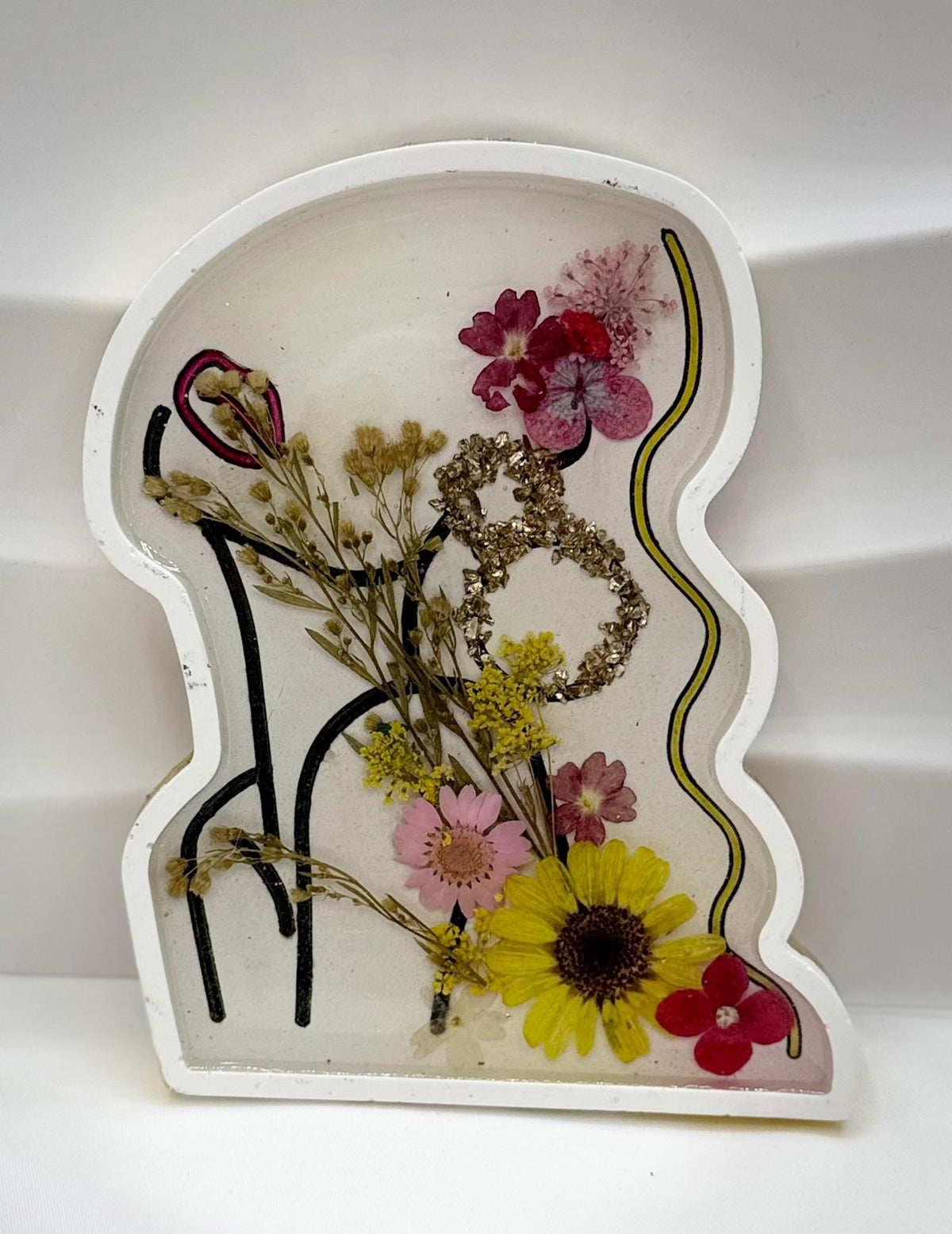 Jesmonite Vanity Tray - Ladies Figure, Dried Floral Display