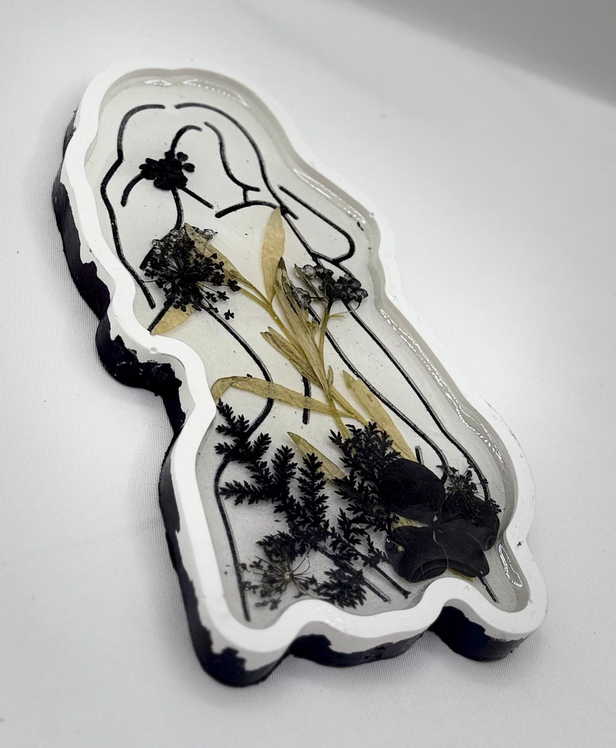 Jesmonite Vanity Tray - Ladies Figure, Dried Floral Display