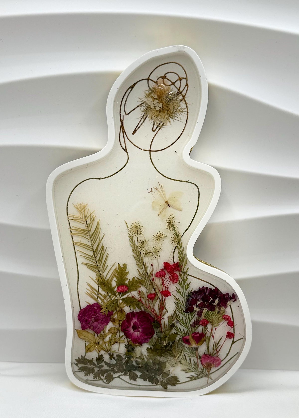 Jesmonite Vanity Tray - Ladies Figure, Dried Floral Display